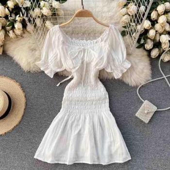 Tenue de Soirée Bouffante
