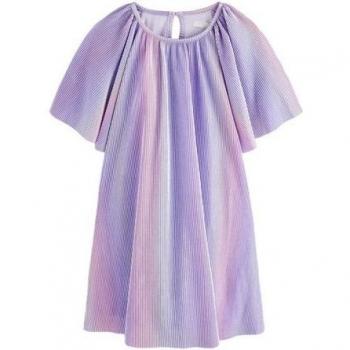 Glitzerndes Kleid mit Flügelärmeln für festliche Anlässe