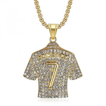 Collier 24 – Maillot Ronaldo 7 en acier inoxydable, or et titane