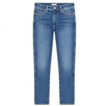 Rebel Blue Wrangler Sienna Jeans for Women