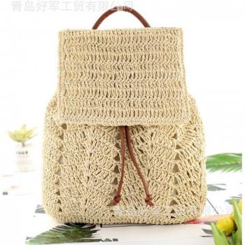Stylischer Schulter Rucksack aus Stroh