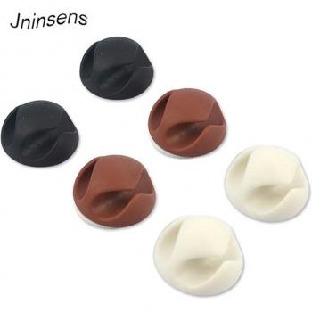 Clips de câble pour bureau