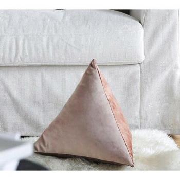 Round Triangle Pillow