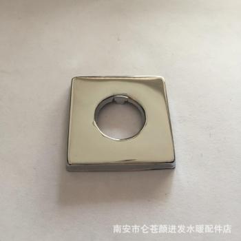Tête de robinet inox 1/2 – Élégance triangulaire carrée 4/8