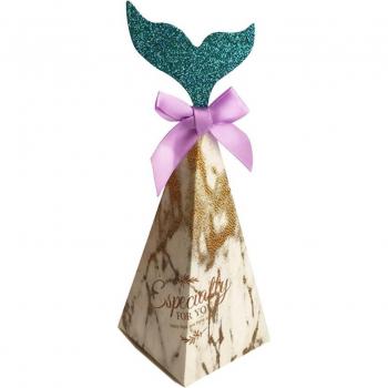 Triangular Marble Candy Favor Boxes