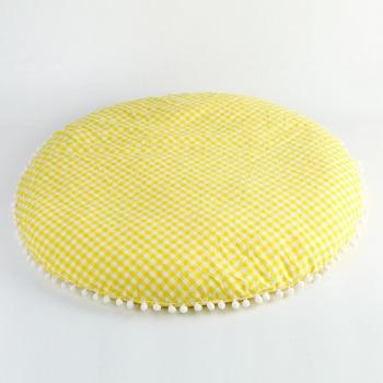 Simple Grid Pom Pom Floor Pad