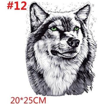 Transferencia de Lobo Gris para Prendas 30x35 mm
