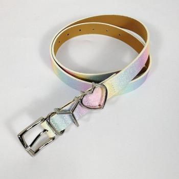 Corazón Gótico en Cuero: Cinturón Harajuku para Mujeres