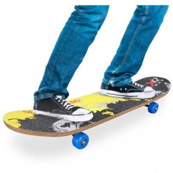 4-Wheel Wooden Skateboard