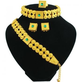 Collar y Reloj Africano en Oro 24K para Bodas
