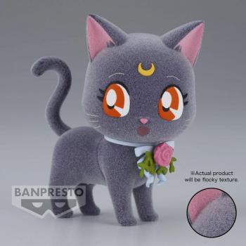 Luna's Fluffy Dress-Up Adventure
