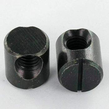 Plot Fendu Noir 15x17 M8 Acier Zingué