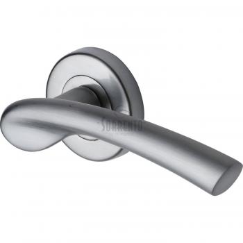 Sorrento Paris Round Rose Door Knob Set in Satin Chrome