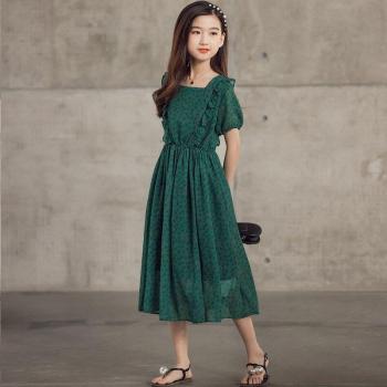 Élégante robe d'été en soie pour jeunes filles – Vert foncé, mi-longue et froncée