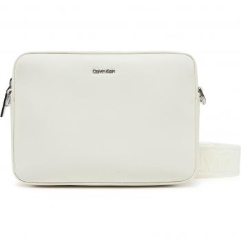 Calvin Klein Beige 22cm Shoulder Handbag