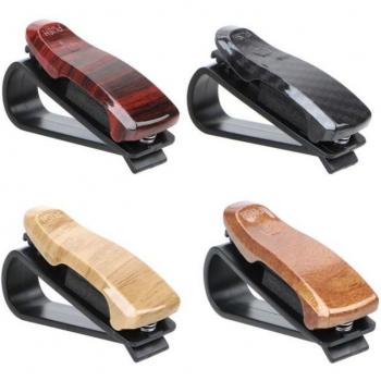 Clip para gafas de sol en parasol de coche