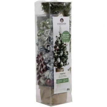 Everlands Christbaum mit Schmuck