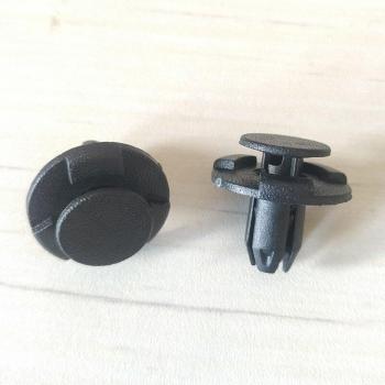 Clips automatiques 8 mm – Pack 50 pièces (Nissan Qashqai/Juke/Pathfinder)
