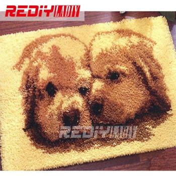 Set de alfombra 3D DIY dos cachorros con ganchillo