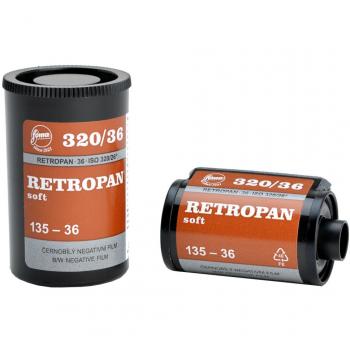 Fomapan 135 x RetroPan 320 AS36 Pose