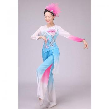 Traje de Yangko para Mujeres