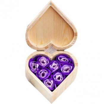 Fleur immortelle faite à la main pour la saint-valentin