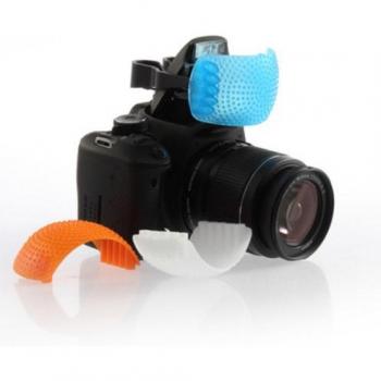 3 Colors Pop-Up Flash Diffuser for Canon and Nikon Cameras