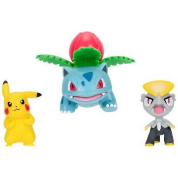 Trío Pokémon de Batalla: Pikachu, Jangmo‑O e Ivysaur