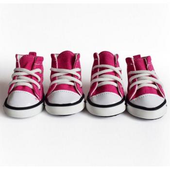 Chaussures chaudes pour chiots en hiver