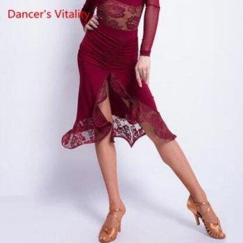 Vestido Competitivo con Encaje Lateral
