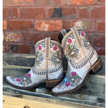 British Women's Casual Slip-On Boots in PU Leather