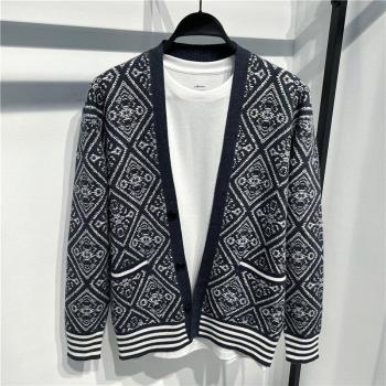 Cardigan Suéter Urbano Japones