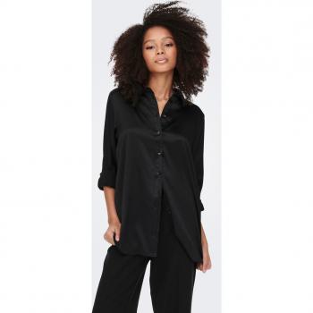 Camisa larga satinada Only Victoria en color negro