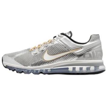 Nike Air Max 2013 Metallic Gold Sneakers