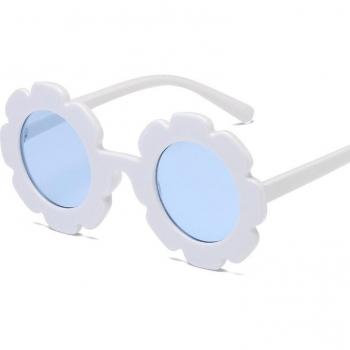 Brillo Juvenil: Gafas Vintage de Plástico para Niños