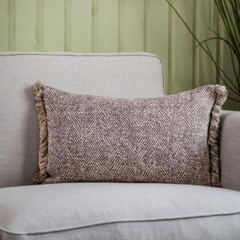 Fringe‑Patterned Cushion from Oryx