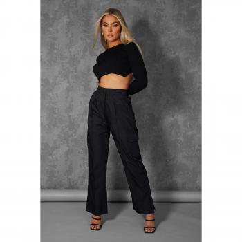 Open-Chain Back Black Knitted Crop Top