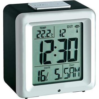 RELOJ DIGITAL CON ALARMA TERMOMETRO
