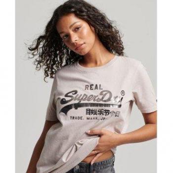 Camiseta Superdry Vintage Logo beige mujer detalles adornos