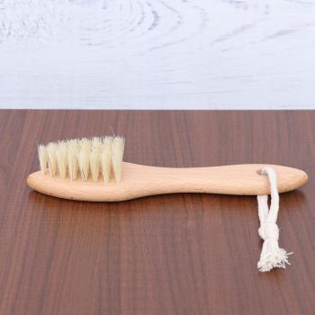 Cepillo de Cocina y Casa: Mango de Madera 1PC
