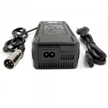 Chargeur vélo électrique 54,6 V 3 A (HCSC) – compatible 48 V