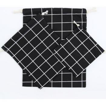 Women’s Lattice Print Drawstring Bag