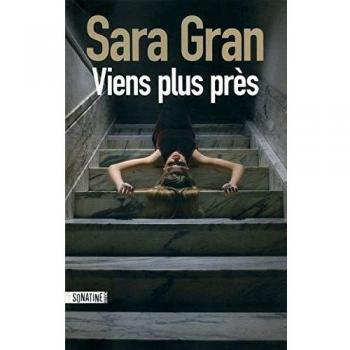 Viens plus près