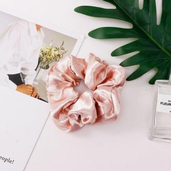 Frauen Haar Zubehör: Seiden Scrunchies