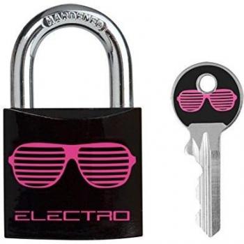 Cadenas MASTER LOCK 30 mm avec lanse de 5 mm