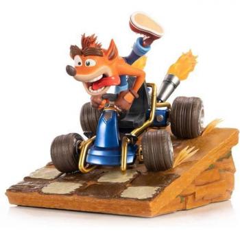 Estatua Crash Team Racing Nitro-Fueled en Kart 31 cm