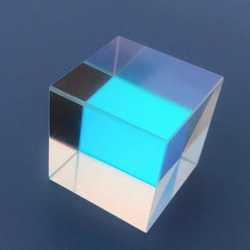 Cubo de Luz Hexagonal para Experimentos Científicos