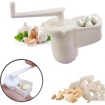 Hand-operated Kitchen Stirring Device