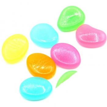 Cailloux lumineux pour décoration de jardin