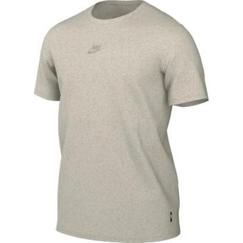 Nike Premium Essentials T‑Shirt – White, C074